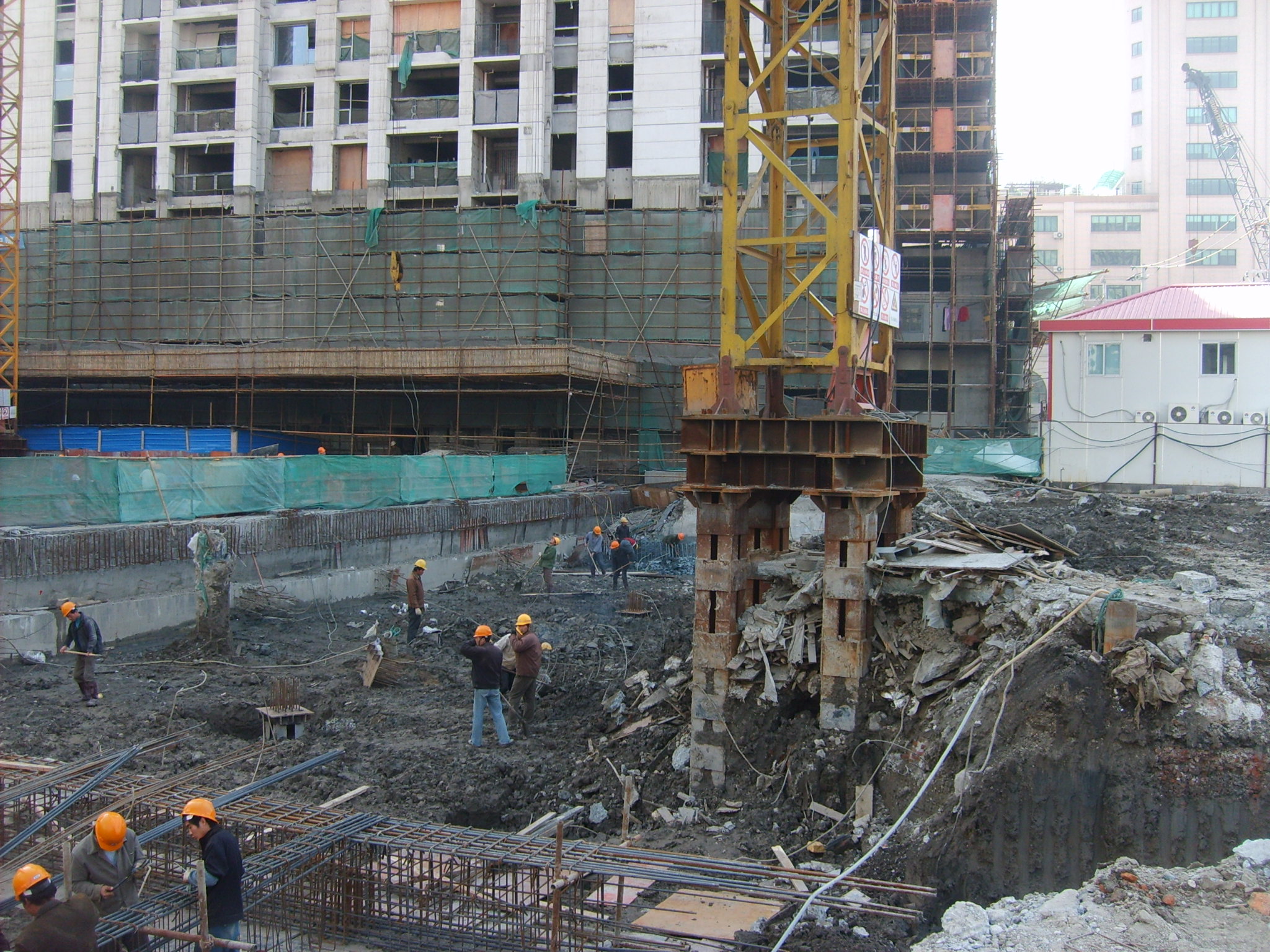 基坑开挖支护全过程施工动画模拟[可下载]-施工技术-筑龙建筑施工论坛